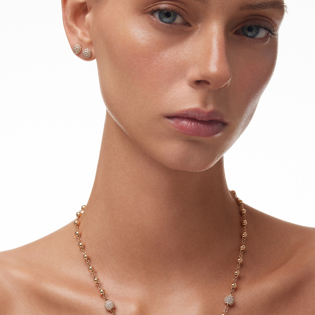 BLACK CAVIAR White Diamond Mini Stud Earring Single