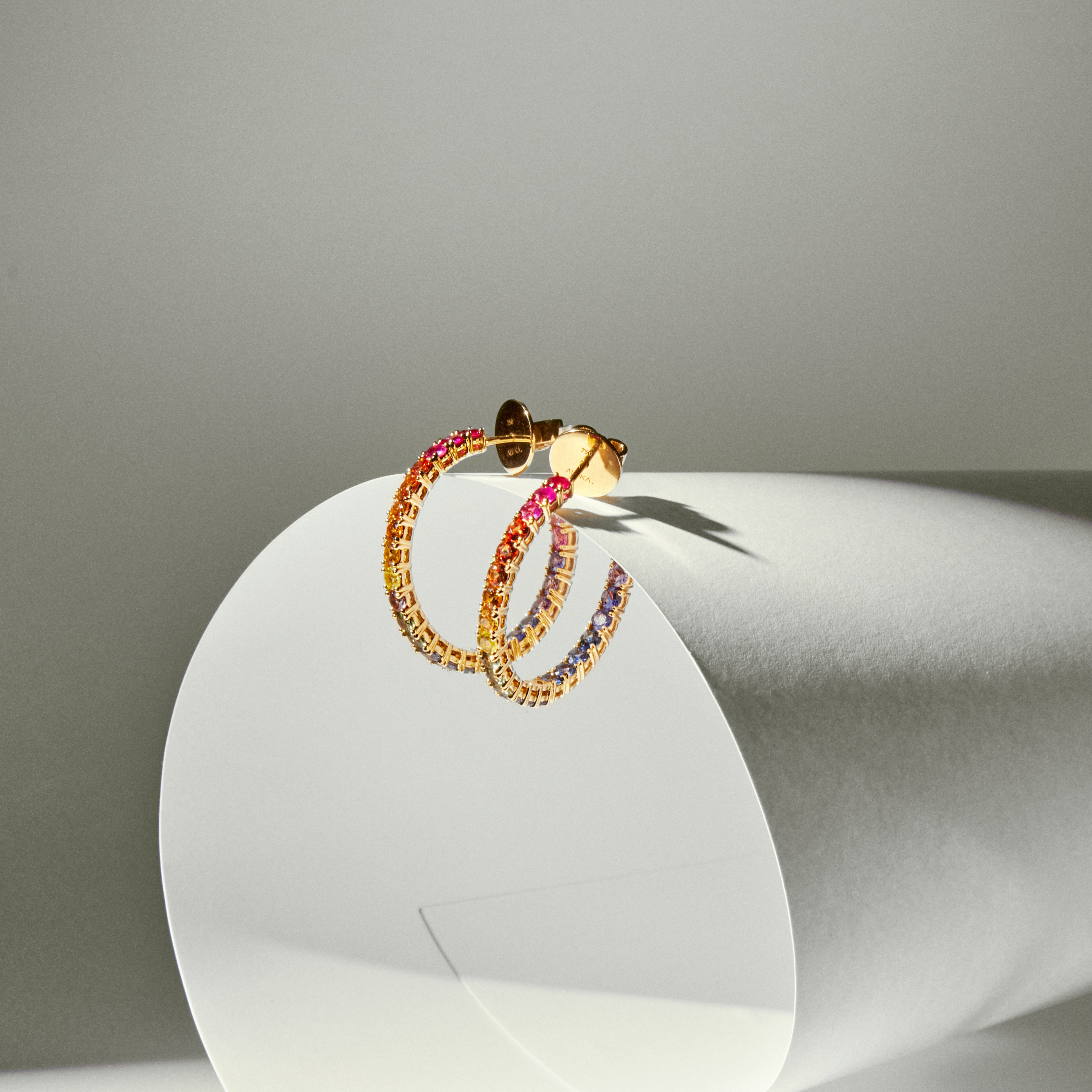 RIVIERA Midi Rainbow Sapphire Hoop Earrings Pair