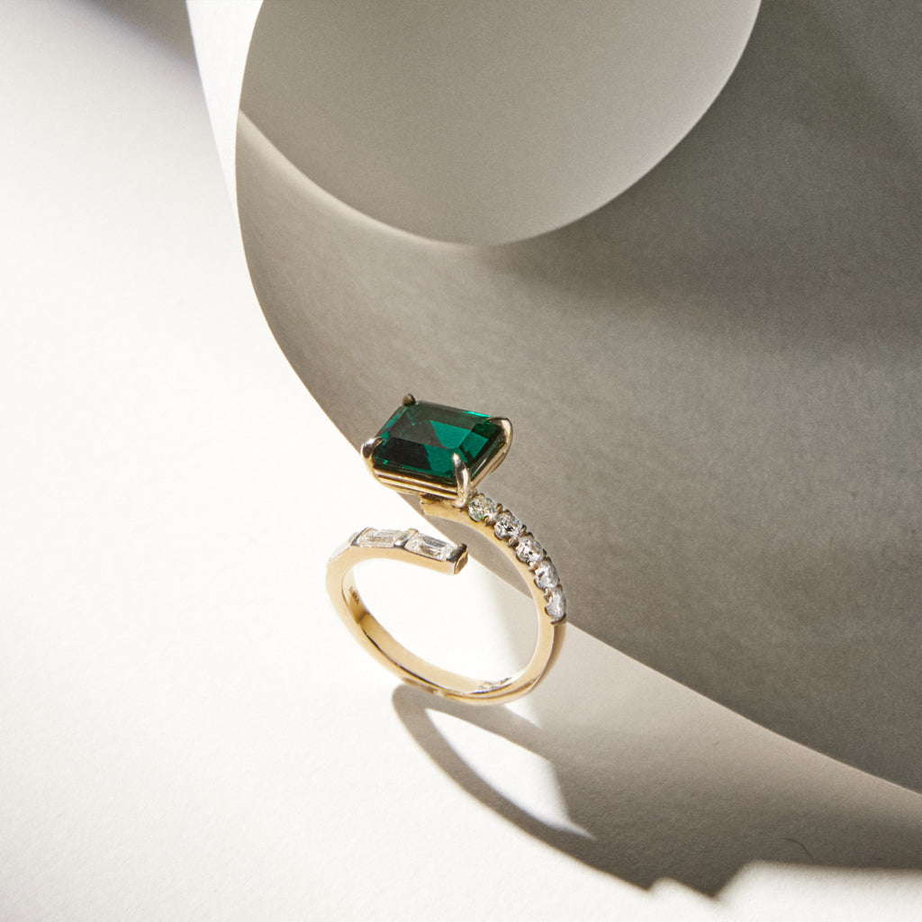 ECLIPSE Emerald &amp; Diamond Ring