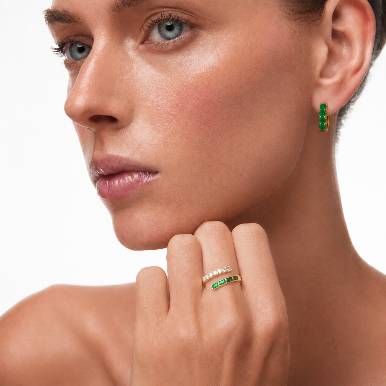 LINKA Grande Emerald Earrings Pair