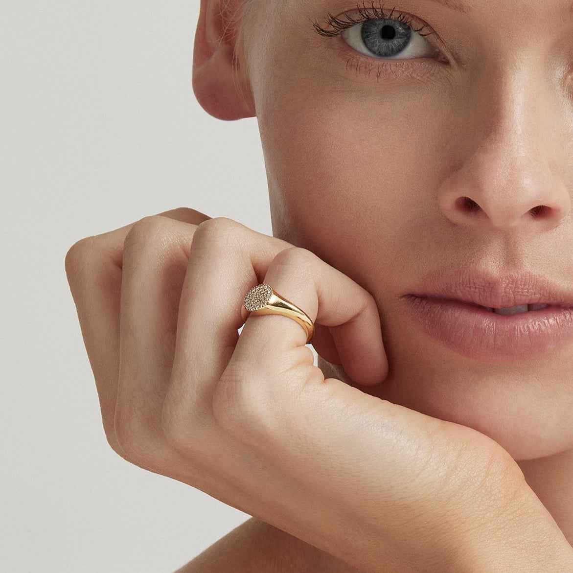 SIGNET Diamond Ring