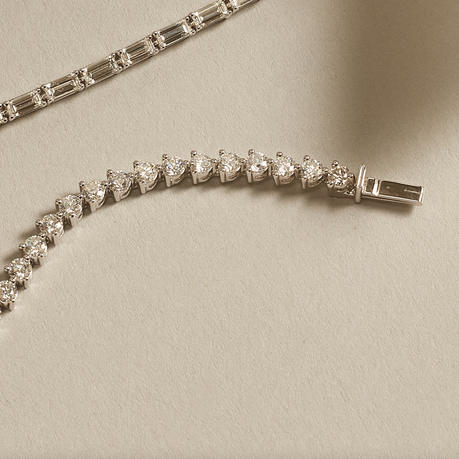 EVA LINE Diamond Tennis Bracelet