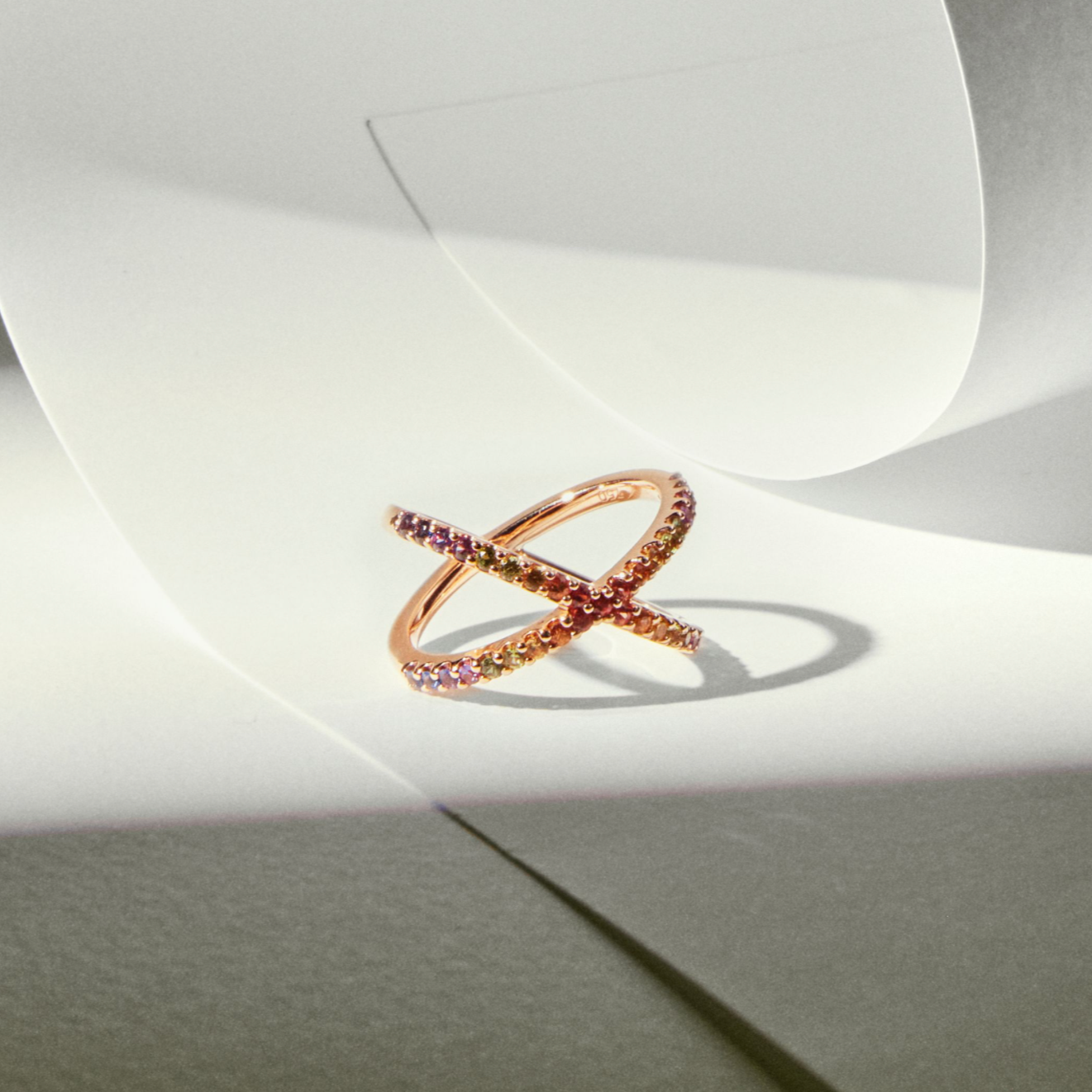 KATIA Classic Rainbow Sapphire Ring