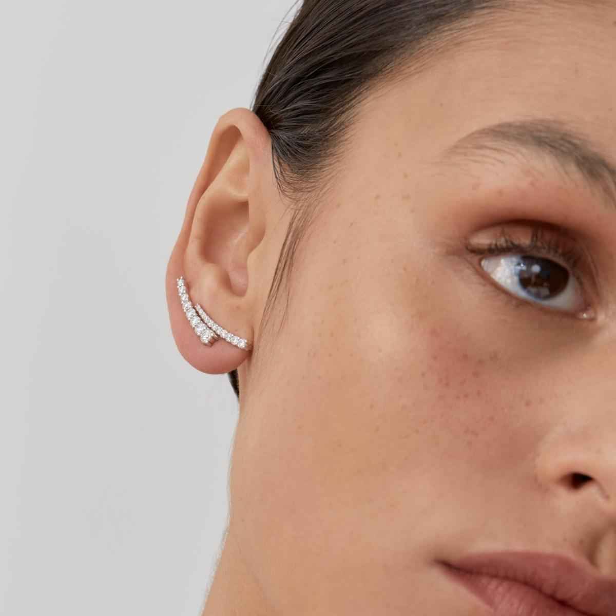 DASHA Medium Diamond Ear Cuff Single