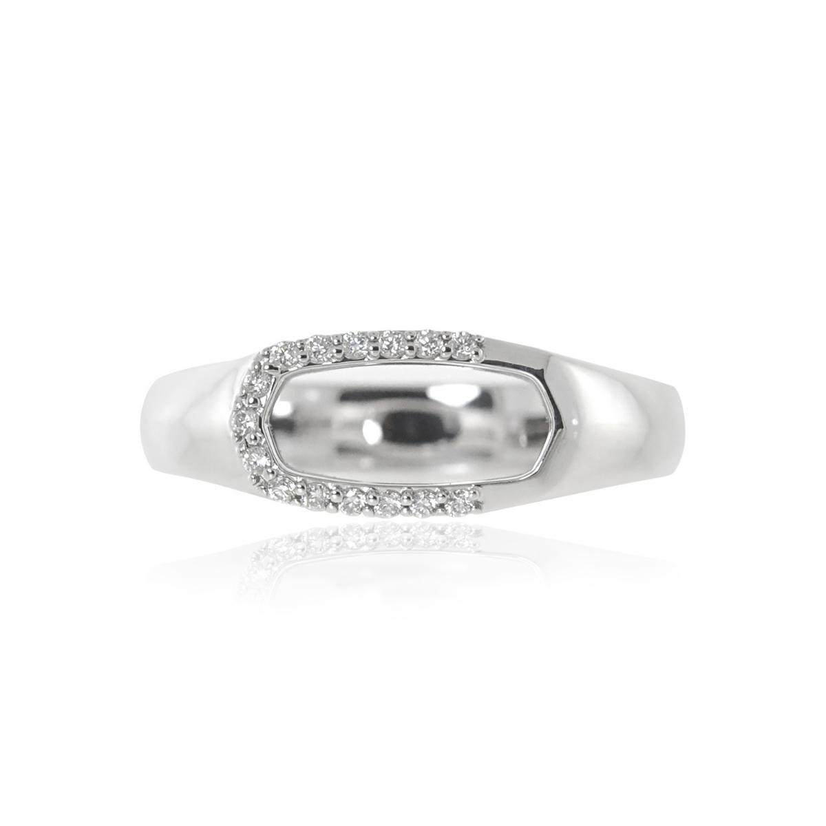 LUNA Signet Diamond Ring