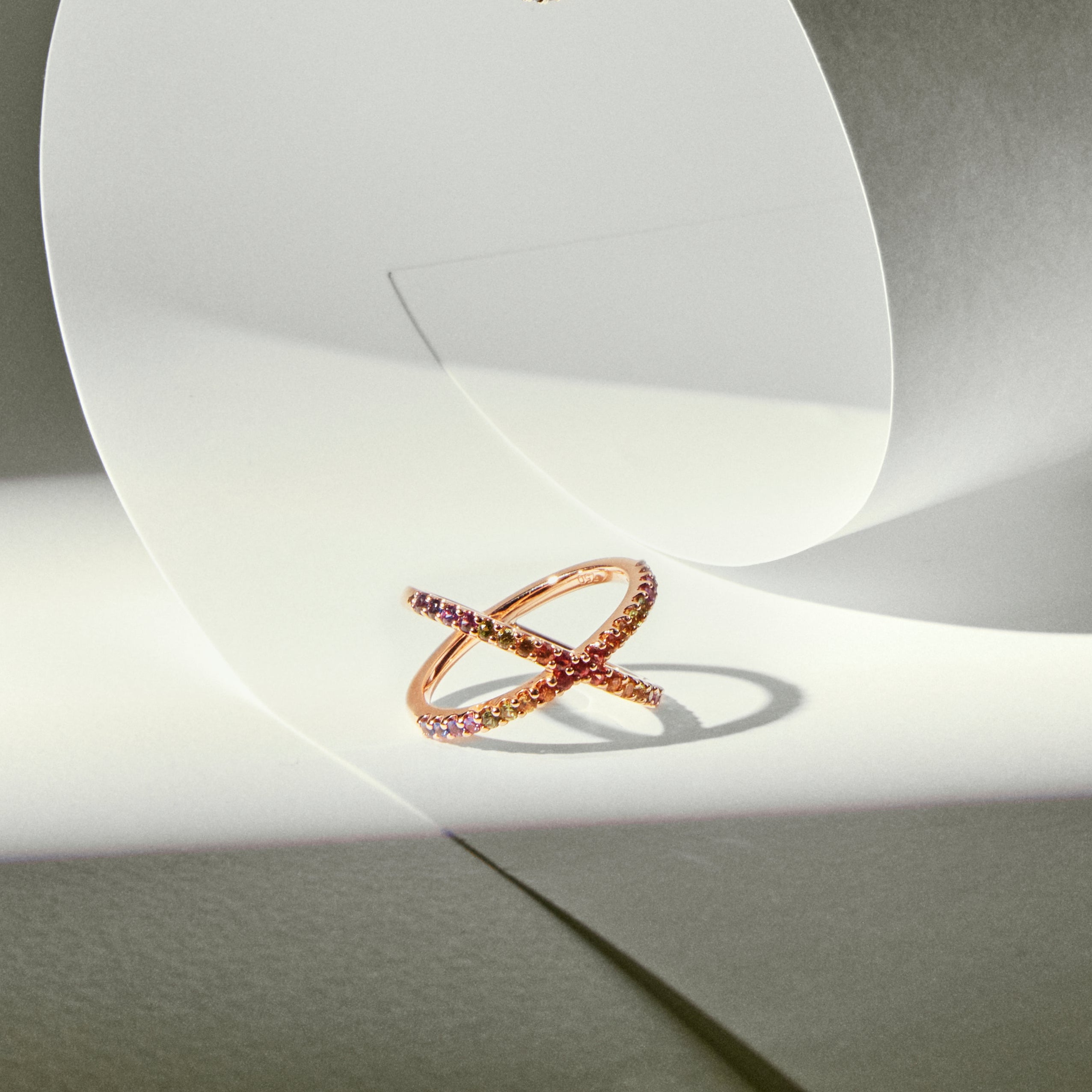 KATIA Classic Rainbow Sapphire Ring