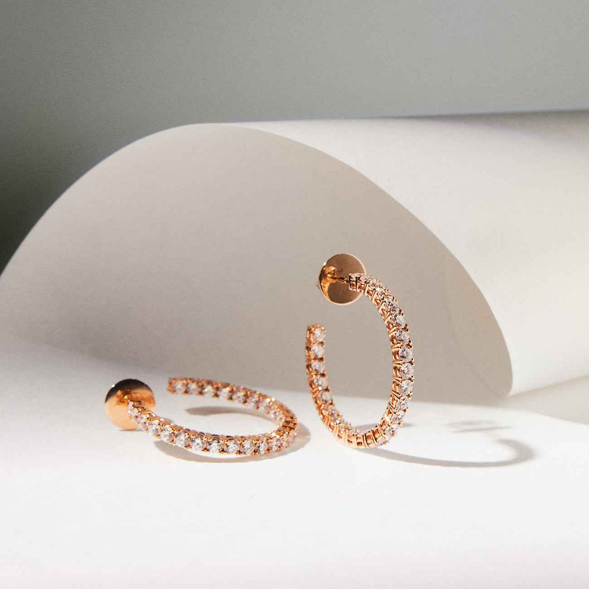 RIVIERA Midi Diamond Hoop Earrings Pair