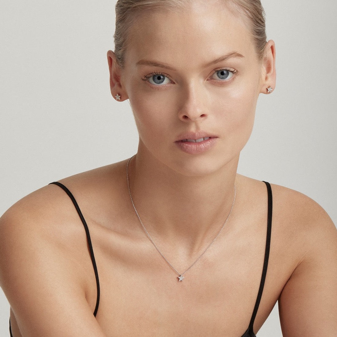 STASIA Star Mini Diamond Necklace