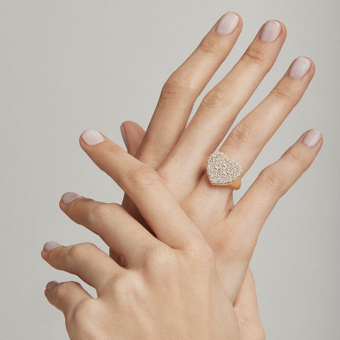 CAVIAR HEART Diamond Ring