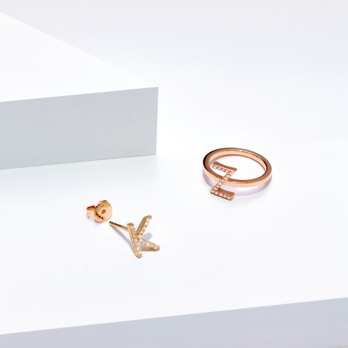 ID Initial Diamond Ring