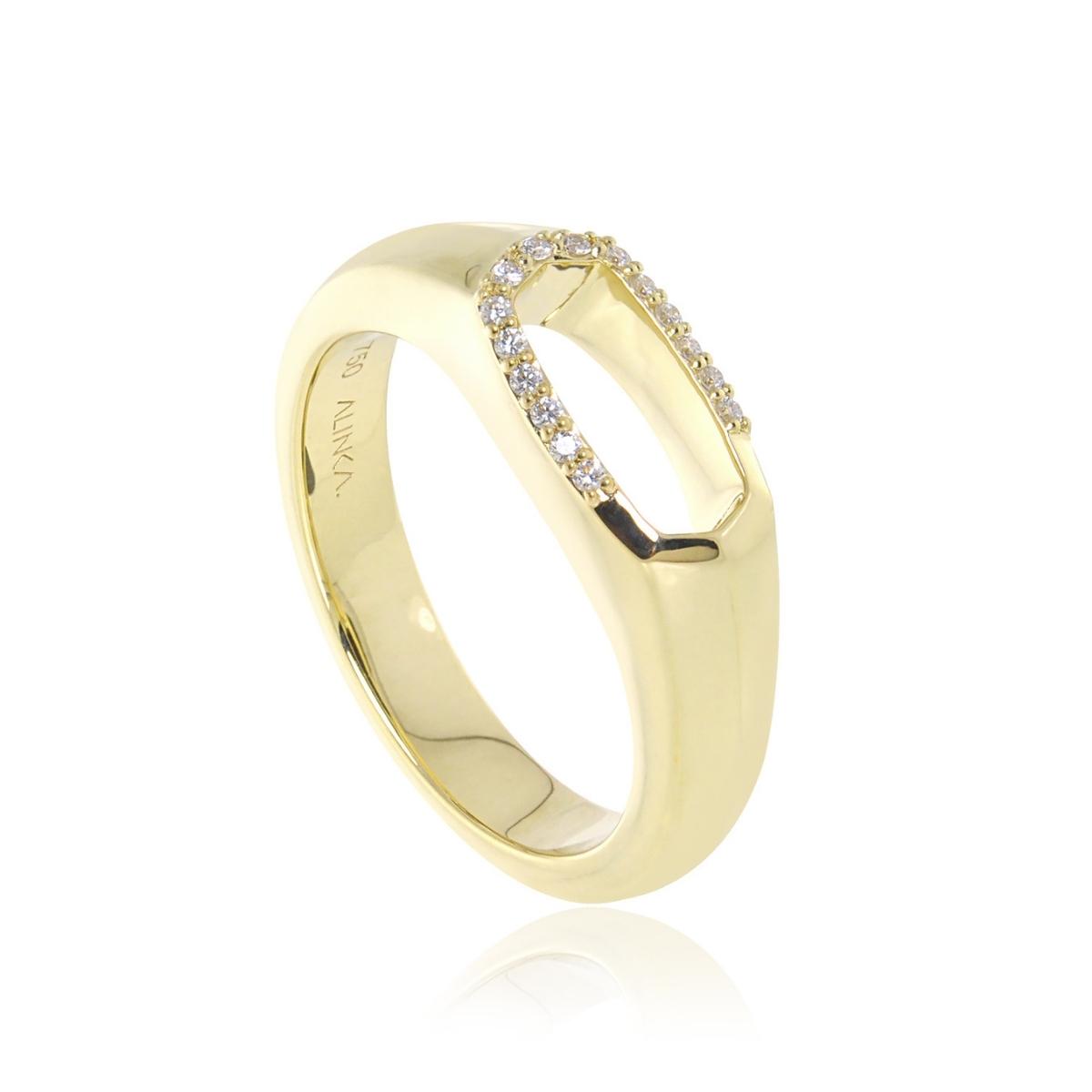 LUNA Signet Diamond Ring